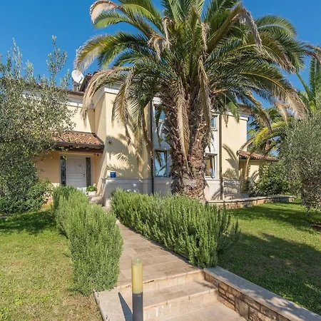 Seka Holiday home *